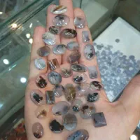 سنگ شجر و زمرد و یاقوت انواع سنگ موجود