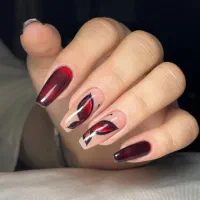 آموزش تخصصی کاشت و طراحی ناخن