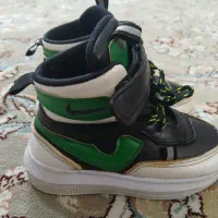 نیم بوت پسرانه در حد نو