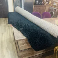 فرش شگی مشکی تمیزه خیلی بدون زدگی پارگی مال جهزیه
