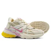 کتونی دخترانه کرم صورتی