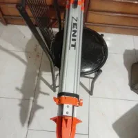 سه پایه دوربین نقشه برداری زنیت