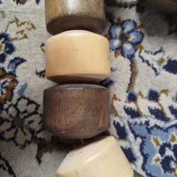 تسبیح بزرگ چوبی زینتی در حد نو|صنایع دستی و سایر لوازم تزئینی|فلاورجان, |دیوار