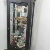 یک عدد بوفه چوبی سالم