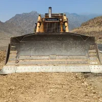 بلدوزر ۳۵۵ کوماتسو