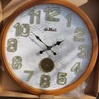 ساعت دیواری در نمایشگاه سیرجان جمعه بازار