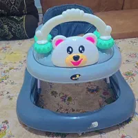 یک عدد صندلی ماشین کودک  و گهواره برقی|اسباب و اثاث بچه|شیراز, شهرک دارایی|دیوار