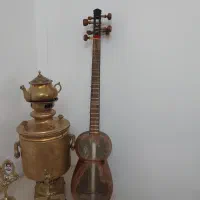 تار قفقاز  آذربایجان|سازهای سنتی|نظرآباد, شهرک سید جمال الدین|دیوار