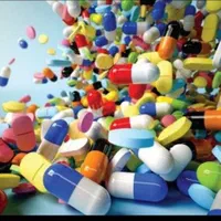 کارگرآقا درکارخانه داروسازی در چند بخش شغلی