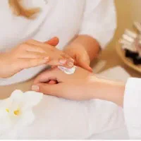 فیشیال و پاکسازی دست