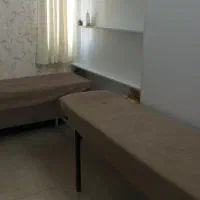 دو عدد تخت ماساژ یا تزریقات