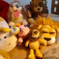 تعدادی عروسک