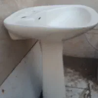 روشویی سالم به همراه پایه مناسب باغ و....|لوازم سرویس بهداشتی|نجفآباد, باغ ملی|دیوار