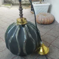 دوعدد لوستر طوسی و سفید طوسی بزرگتر هستش