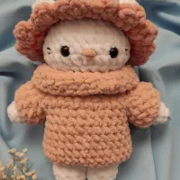 عروسک بافتنی کیتی ویژه ولنتاین