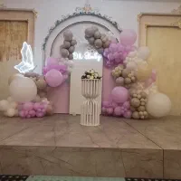 بادکنک و گل آرایی