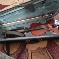 ویالون خوش صدا|ویولن|خرمشهر, |دیوار