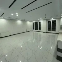 ۱۵۲م سه خواب/فول امکانات/سالن پرده خور/کلیدنخورده