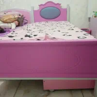 تخت تک نفره