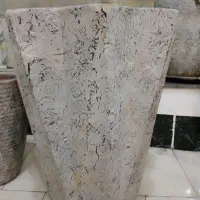 گلدان طرح دار