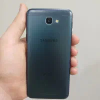 یک دستگاه j5prime
