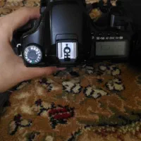 کنون ۴۰ دی تمیز و سالم همراه با باتری گریپ|دوربین عکاسی و فیلمبرداری|هشتگرد, فاز ۱ مهستان|دیوار