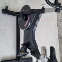 دوچرخه ثابت حرفه ای‌