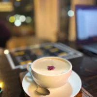 سالندار و صندوقدار کافه