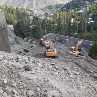 اجاره بیل مکانیکی زنجیری هیوندا ۲۱۰همراه پیکور|خدمات حمل و نقل|ری, شهادت|دیوار