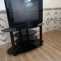 تلویزیون و میزتلویزیون