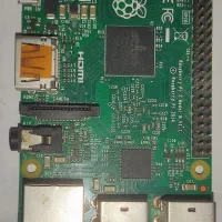 بورد سالم رزبری پای