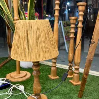 آباژور رومیزی خراطی چوبی با کلاهک رافیا|چراغ خواب و آباژور|رشت, پیرکلاچای|دیوار