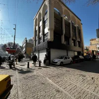 کار در کافه