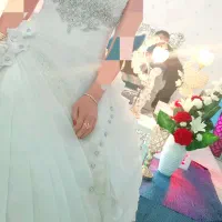 لباس عروس|لباس|پیشوا, |دیوار