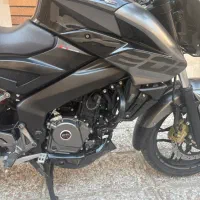 ان اس ۲۰۰ در حد مدل۹۸|موتورسیکلت|تهران, بریانک|دیوار