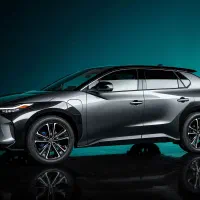 فروش حواله تویوتا برقی 2025 BZ4X