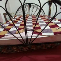 تخت خواب|تخت و سرویس خواب|قدس, شهر‌قدس|دیوار