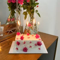 کیک تولد خامه ای