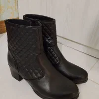 نیم بوت چرم مصنوعی