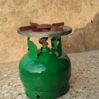 پیک نیک با شارژ گاز کامل در حد نو و سالم