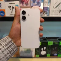 آیفون 16