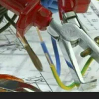برقکار و برقکاری و لوله کشی آب تعمیر کولر و آیفون