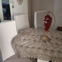 میز ناهار خوری و کمد