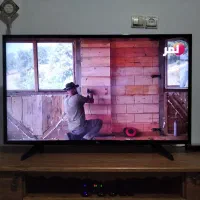 دودستگاه ال ای دی ال جی وسامسونگ 43فول اچ دی درحد|تلویزیون و پروژکتور|کرج, شهرک سهرابیه|دیوار