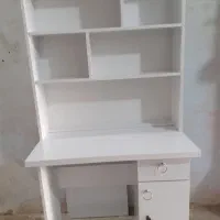 میزتحریرکتابخانه دار