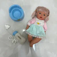 عروسک جیشی به همراه کارتن