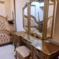 تخت میز ارایش پا تختی