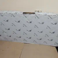 تختخواب به همراه تشک