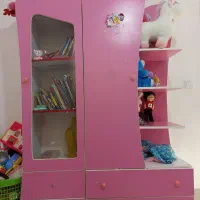 تخت و کمد بچه