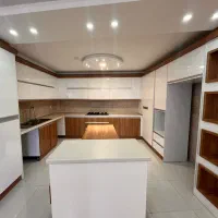 رهن و اجاره واحد ۱۶۰ متری در بلوار بعثت